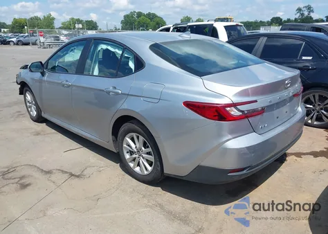 2025 Toyota Camry Le из США, поврежденный, VIN 4T1DAACK8SU518656